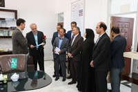 بازديد معاون استاندار و فرماندار ويژه شهرستان طبس از شبكه بهداشت و درمان و مركز بهداشت شهرستان به مناسبت هفته سلامت