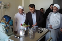 در آستانه عید سعید غدیر خم عیادت جمعی از مسئولین شهرستان طبس از بیماران بستری در بیمارستان