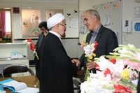 عيادت امام جمعه موقت، معاون سياسي اجتماعي فرماندار و هيات امناي هيات فاطمي از بيماران بيمارستان طبس
